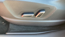 MG Hs 1.5 T-GDI Exclusive 5dr DCT Petrol Hatchback